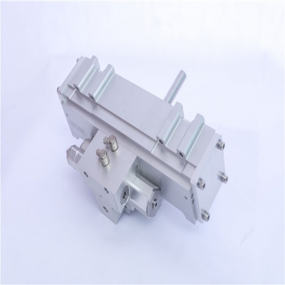 動力集中車電控氣動刮雨器  型號 GYQ-8UGT