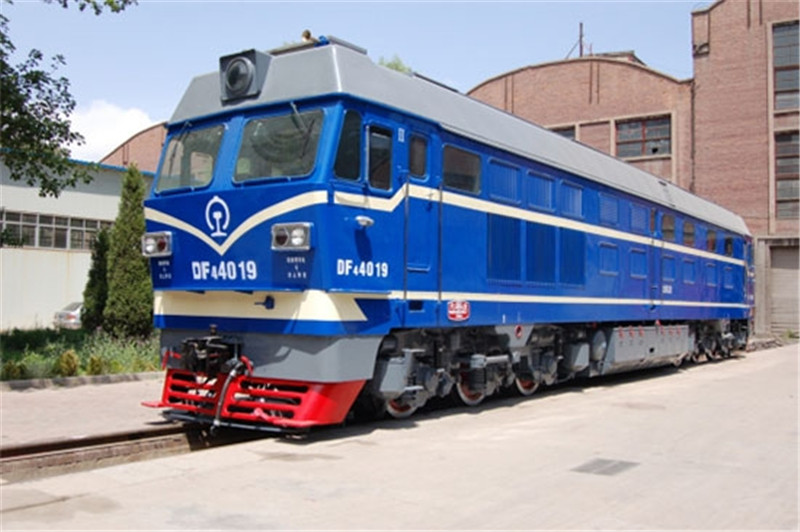 與蘭州機(jī)車(chē)廠攜手合作(圖2)
